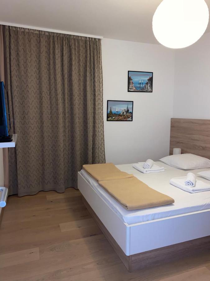 Apartments Carpe Diem Primosten Exterior photo