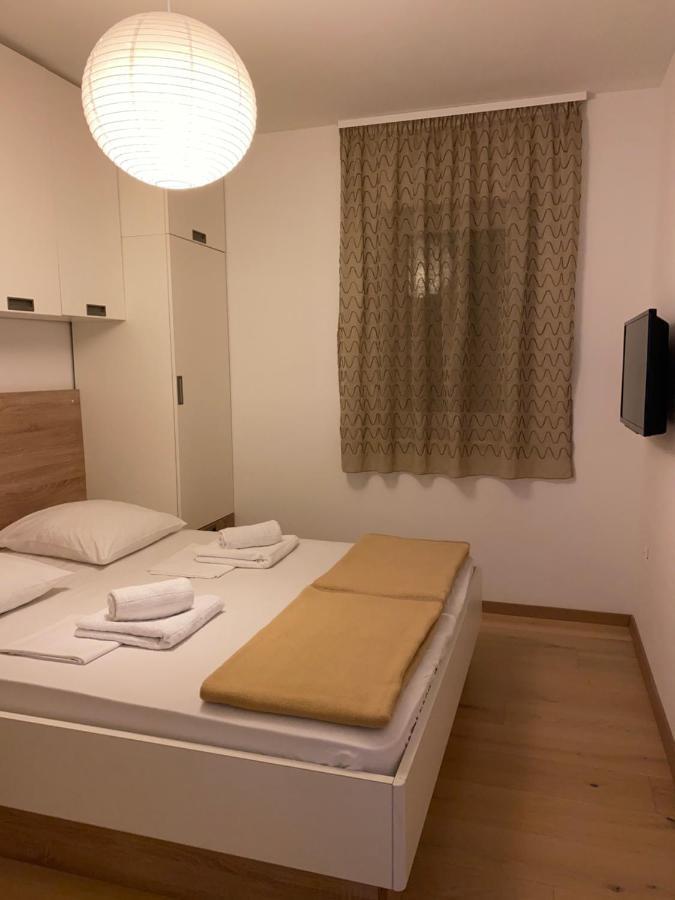 Apartments Carpe Diem Primosten Exterior photo